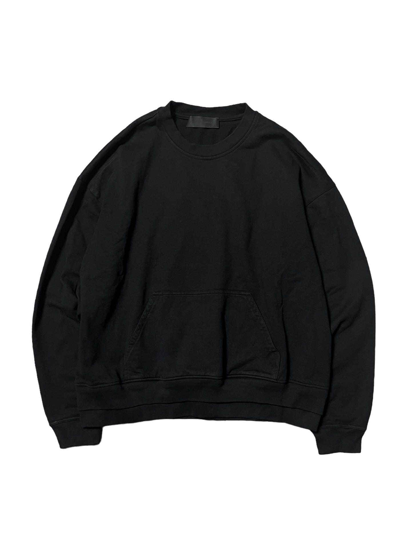 GARMENT DYED LOUNGE SWEATSHIRT in BLACK