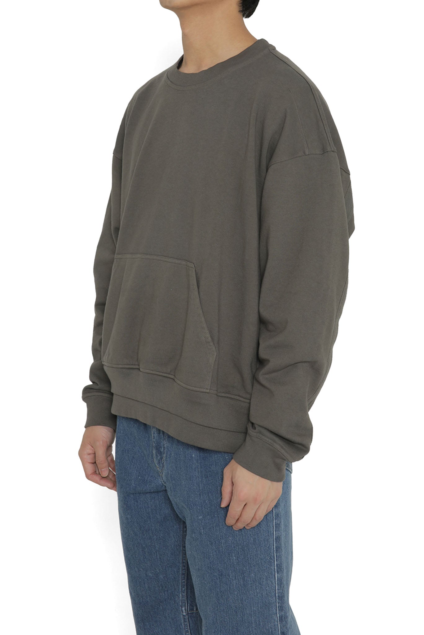 GARMENT DYED LOUNGE SWEATSHIRT in DULL GREY